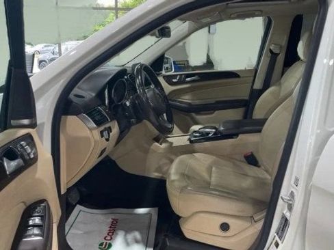Used 2018 Mercedes-Benz GLE 350 w/ Premium 2 Package image 13