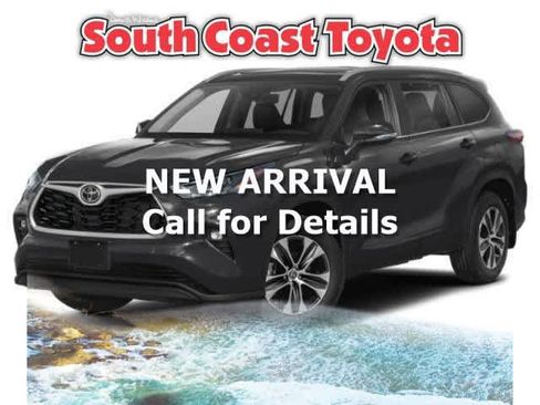 Used 2023 Toyota Highlander XLE FWD image 1