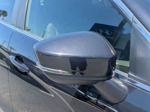 Used 2022 Mitsubishi Eclipse Cross LE FWD image 10