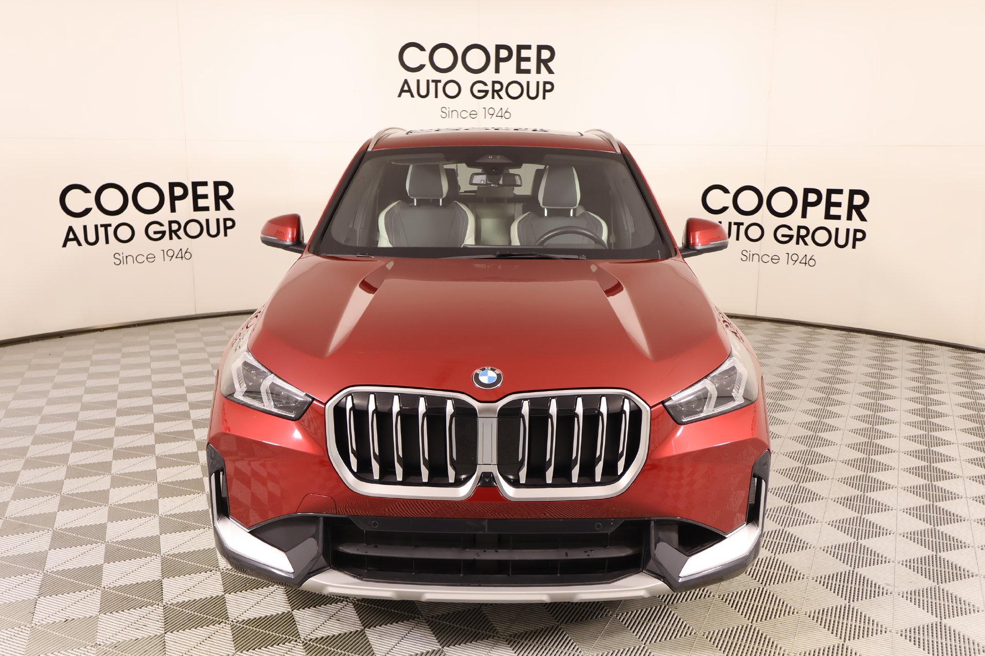 Used 2026 BMW X1 xDrive28i AWD/4WD image 9