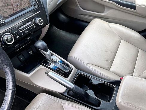 Used 2013 Honda Civic EX-L image 11