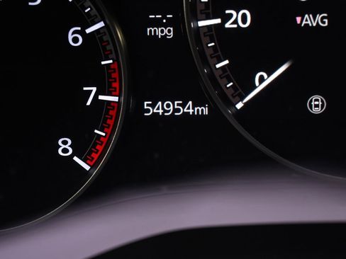 Used 2020 MAZDA MAZDA3 Hatchback w/ Premium Package image 27