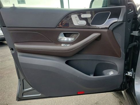 Used 2020 Mercedes-Benz GLE 350 image 19