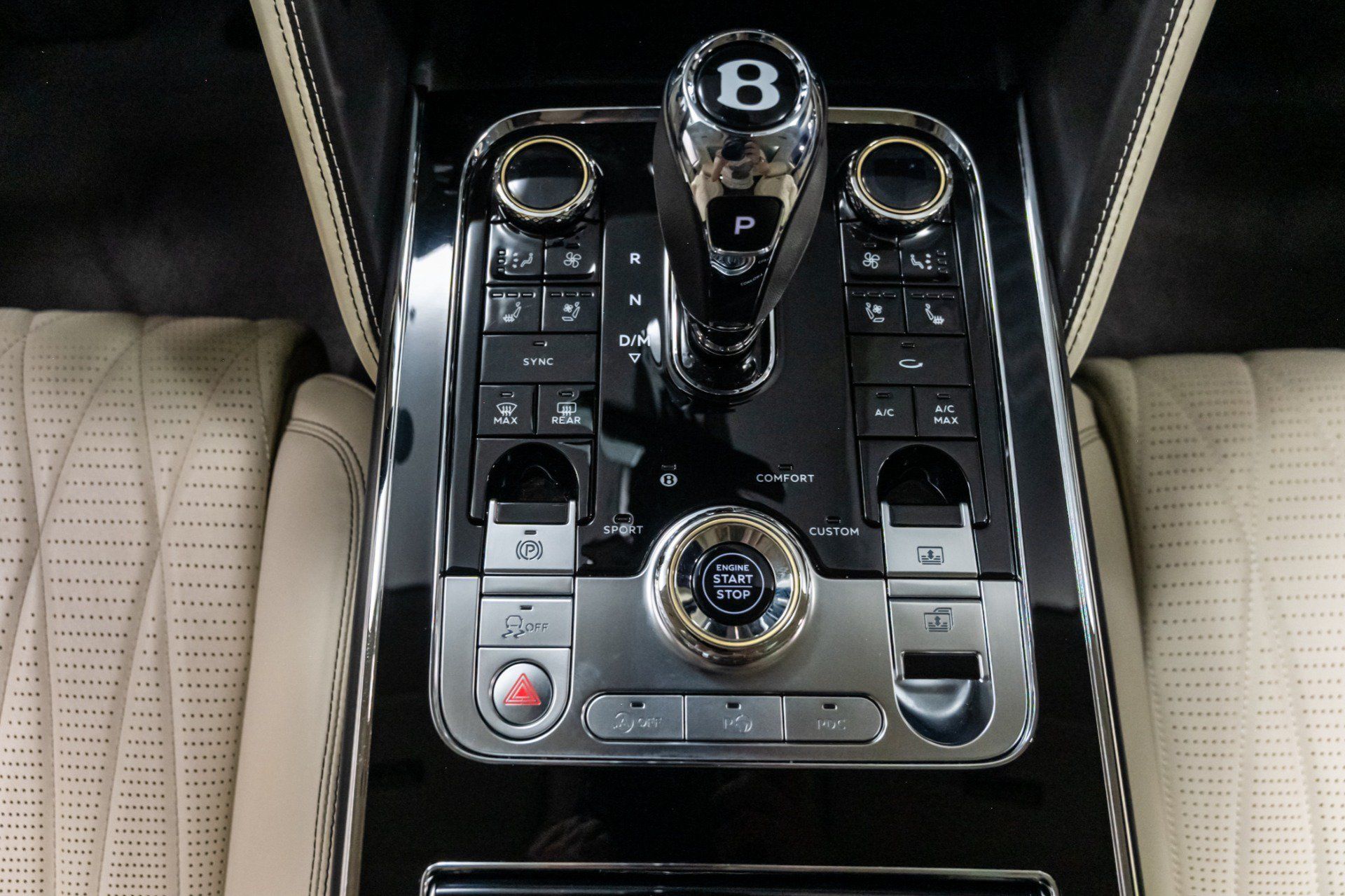 Used 2021 Bentley Flying Spur W12 AWD/4WD image 36