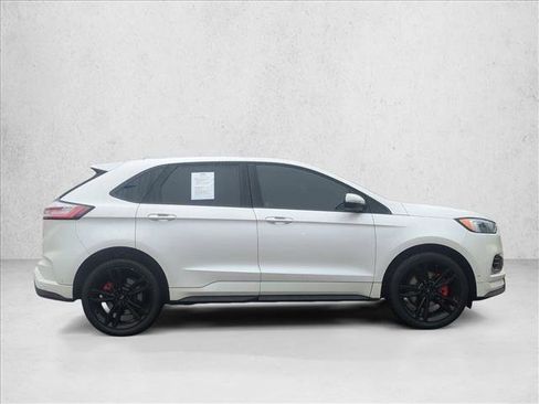 Used 2019 Ford Edge ST w/ Equipment Group 401A image 4