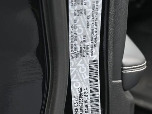 Used 2025 Jeep Grand Cherokee Limited image 20