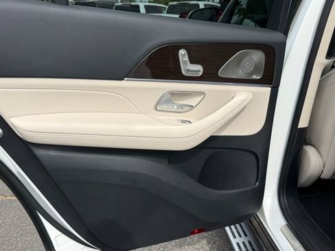 Certified 2026 Mercedes-Benz GLS 450 4MATIC image 24