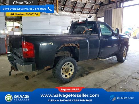 Used 2011 Chevrolet Silverado 3500 LT w/ Convenience Package AWD/4WD image 4