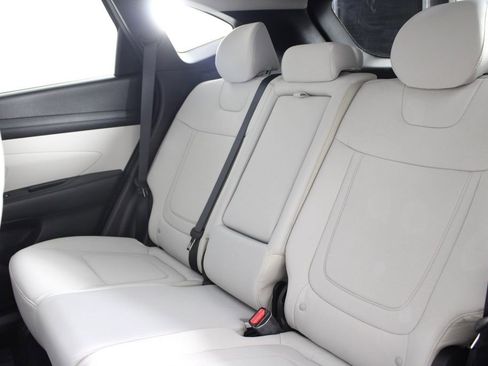 Certified 2026 Hyundai Tucson SE FWD image 20