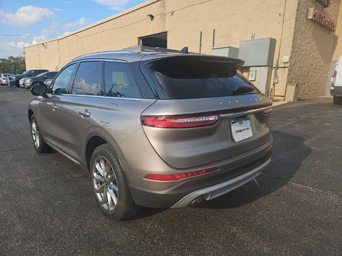 Used 2020 Lincoln Corsair FWD w/ Premium Package image 4