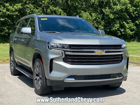 Used 2023 Chevrolet Tahoe LT w/ Luxury Package AWD/4WD image 9