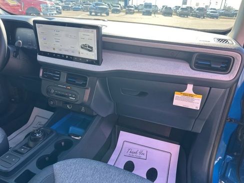 Certified 2025 Ford Maverick XLT w/ XLT Luxury Package image 9