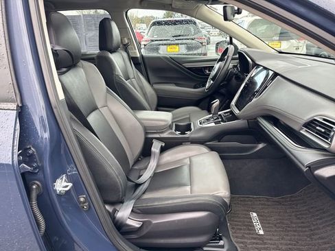 Certified 2025 Subaru Outback Onyx Edition image 9