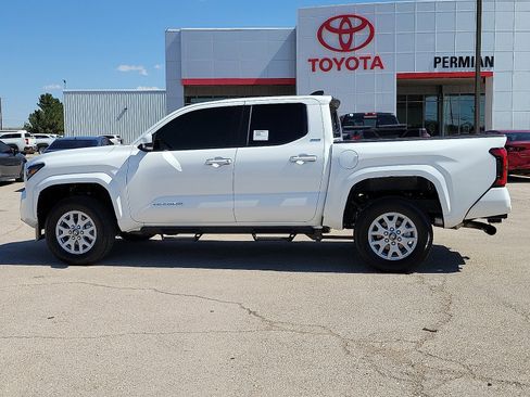 New 2025 Toyota Tacoma SR5 image 2
