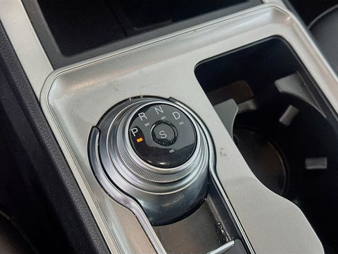 Used 2024 Ford Edge SEL image 24