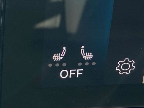 Certified 2022 Volkswagen ID.4 Pro image 14