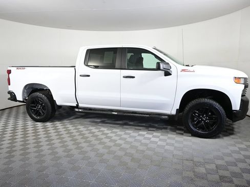 Used 2021 Chevrolet Silverado 1500 Custom Trail Boss w/ Safety Confidence Package AWD/4WD image 9