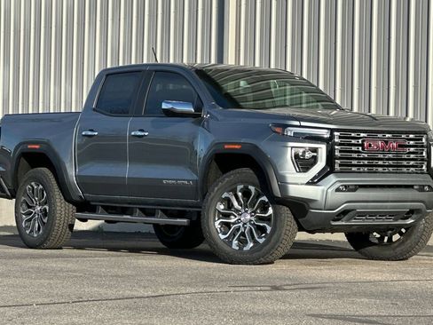 New 2026 GMC Canyon Denali image 2