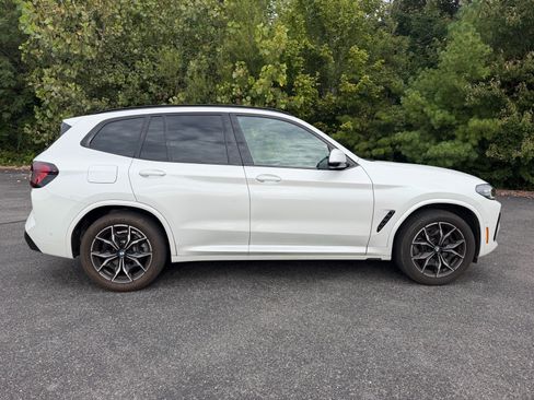 Used 2024 BMW X3 xDrive30i AWD/4WD image 17
