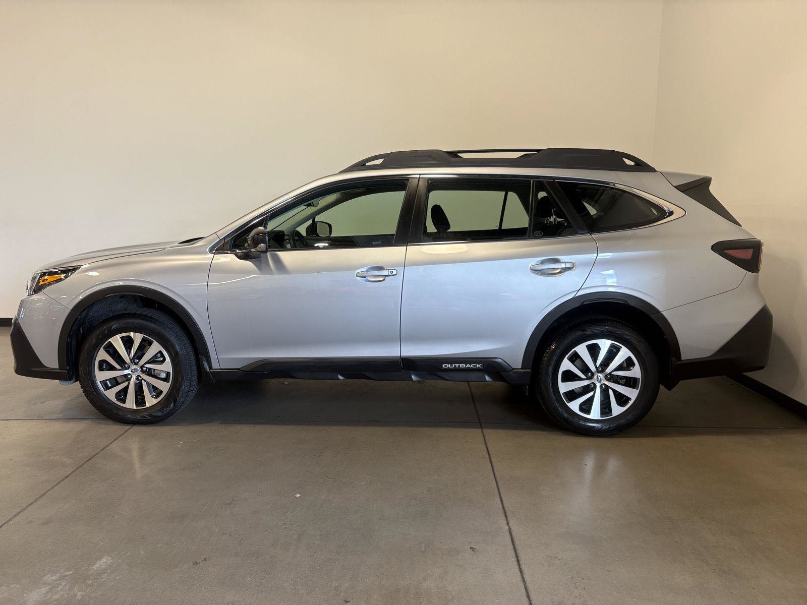 Used 2021 Subaru Outback AWD/4WD image 6