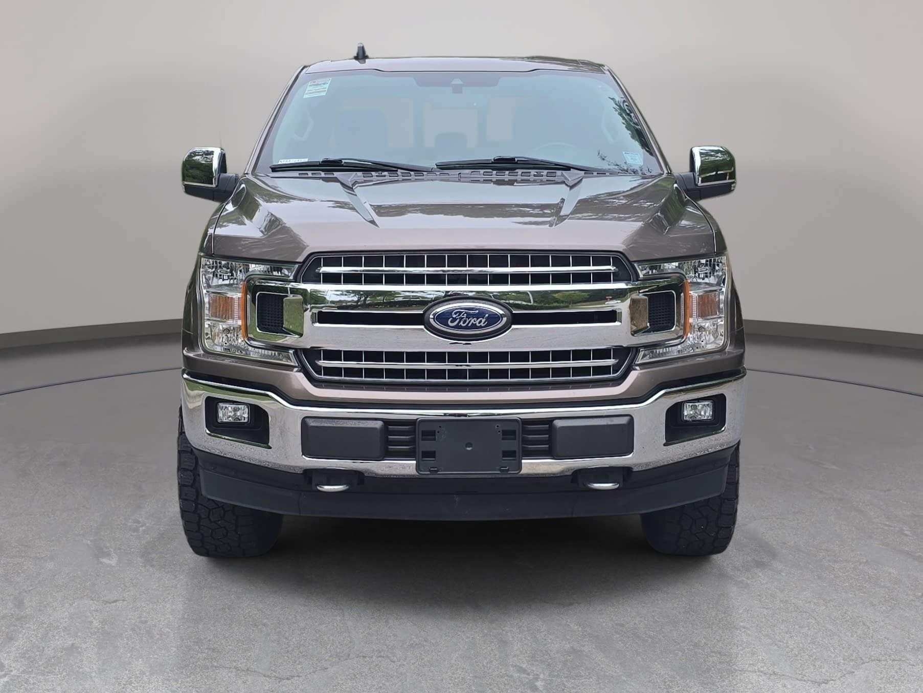 Used 2019 Ford F150 XLT w/ Equipment Group 302A Luxury AWD/4WD image 2