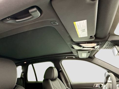New 2026 BMW X5 xDrive40i AWD/4WD image 17