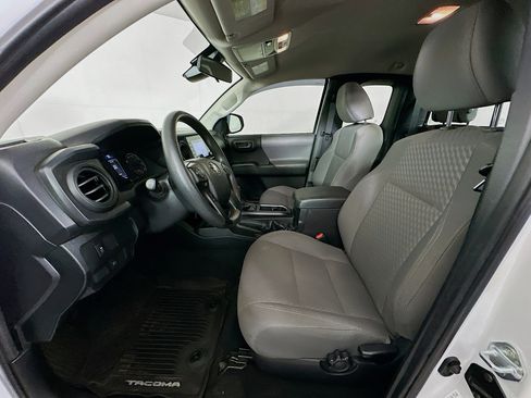 Used 2021 Toyota Tacoma SR w/ SR Convenience Package RWD image 13