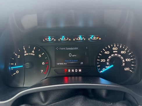 Used 2019 Ford F150 XL w/ Equipment Group 101A Mid RWD image 6