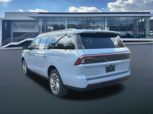 New 2027 Lincoln Navigator L Reserve AWD/4WD image 5