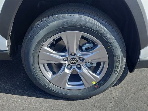 New 2025 Toyota RAV4 XLE image 4