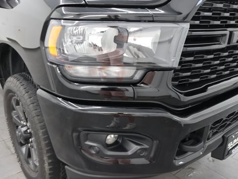 Used 2024 RAM 2500 Big Horn w/ Night Edition AWD/4WD image 23