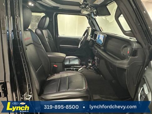 Used 2024 Jeep Wrangler Unlimited Rubicon AWD/4WD image 7