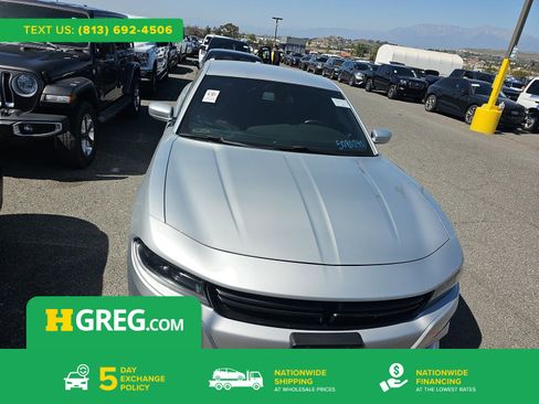 Used 2022 Dodge Charger SXT image 1