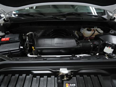 Used 2025 GMC Sierra 1500 SLT image 42
