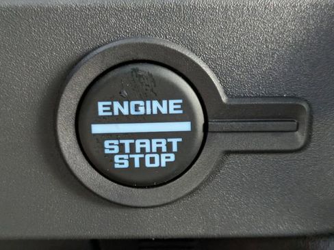 New 2026 Ford Bronco Badlands image 28