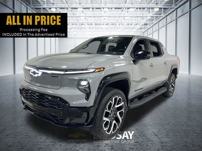 Used 2025 Chevrolet Silverado EV RST