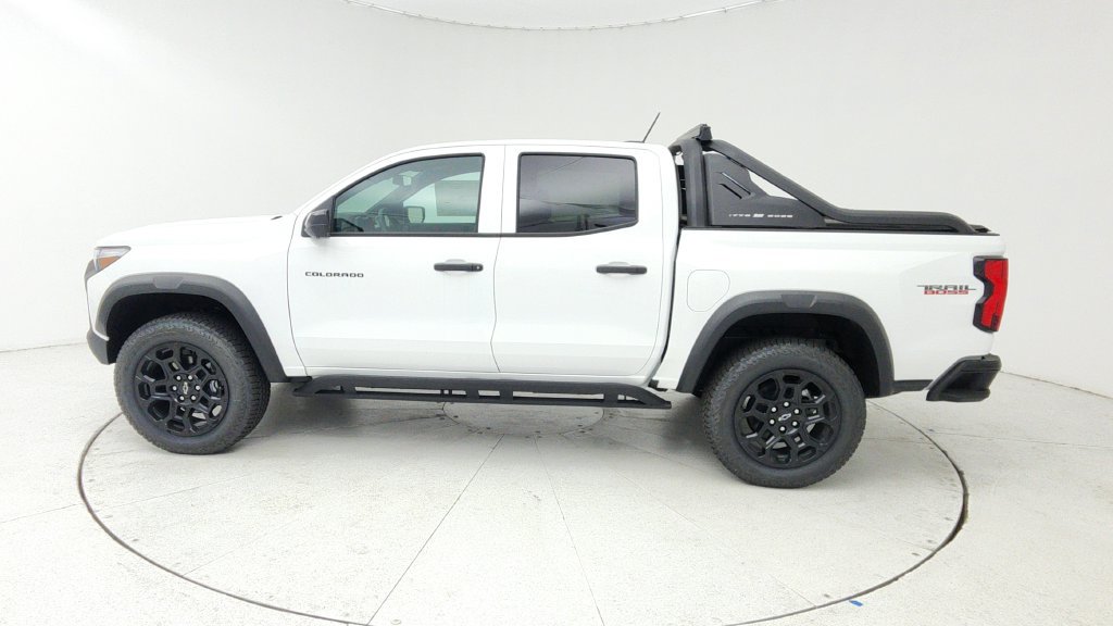 New 2026 Chevrolet Colorado Trail Boss AWD/4WD image 4