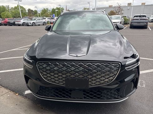 Certified 2023 Genesis Electrified GV70 w/ Prestige Package AWD/4WD image 2
