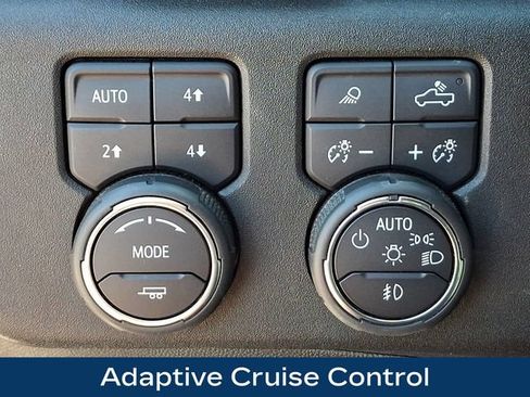 Used 2024 Chevrolet Silverado 2500 LTZ w/ LTZ Plus Package AWD/4WD image 9