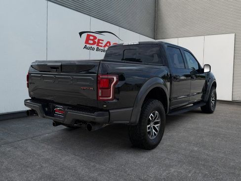 Used 2018 Ford F150 Raptor w/ Equipment Group 802A Luxury image 5