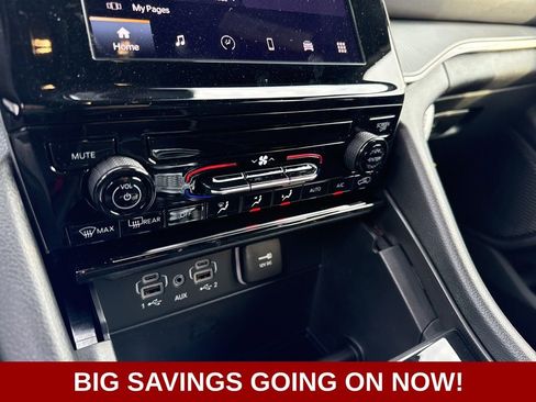 New 2025 Jeep Grand Cherokee Laredo image 30