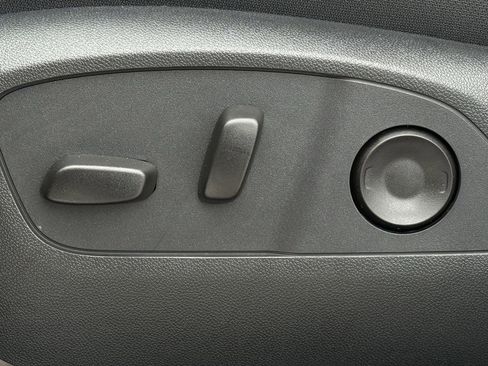 New 2026 Chevrolet Traverse LT image 20