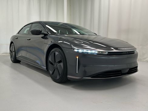 Used 2024 Lucid Air Touring AWD/4WD image 2