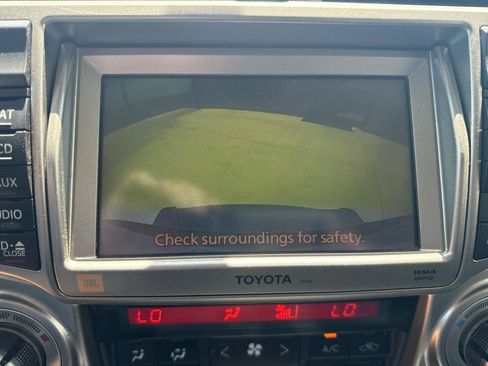 Used 2011 Toyota 4Runner Limited w/ Convenience Pkg AWD/4WD image 24