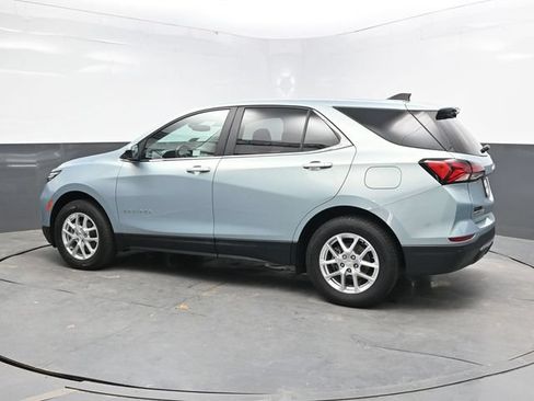 Used 2022 Chevrolet Equinox LT AWD/4WD image 4