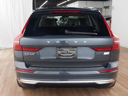 Used 2023 Volvo XC60 T8 Plus AWD/4WD image 4