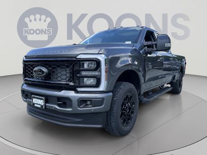 New 2026 Ford F350 Lariat w/ Black Appearance Package