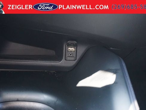 Used 2018 Toyota C-HR XLE FWD image 21