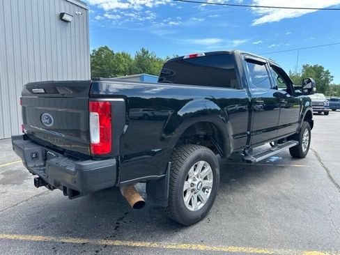 Used 2018 Ford F250 XLT w/ XLT Premium Package AWD/4WD image 8
