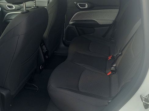 Certified 2025 Jeep Compass Sport AWD/4WD image 11